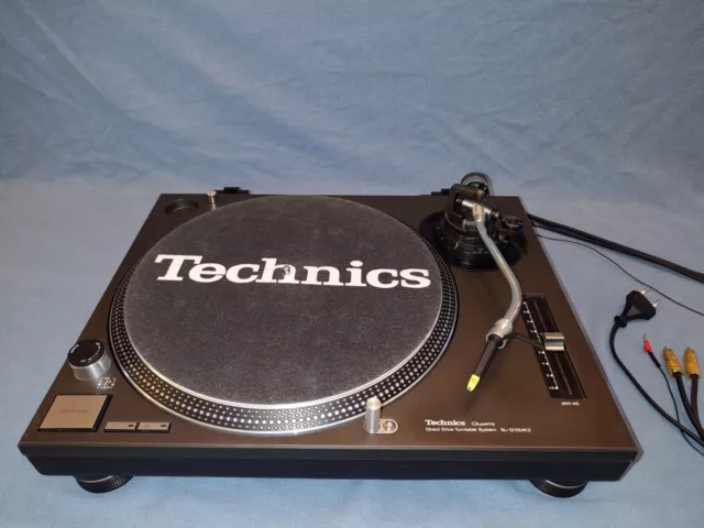 Technics SL 1210 MK2 mit Ortofon Concorde Night Club E und Technics Silpmat