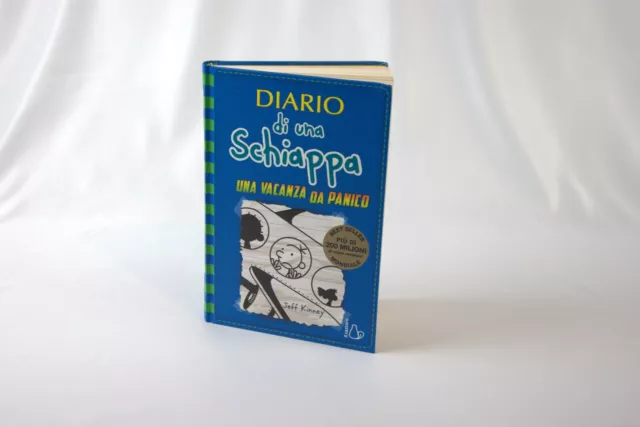 Diario di una schiappa 12 Jeff Kinney "Una vacanza da panico" blu