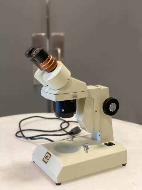 Microscope, LW Scientific, Stereo Zoom Achiever (10-30x)