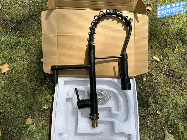 BJÖRN | Gastro Wasserhahn Küche/2 Brausen schwenkbar/Armatur Schwarz Edelstahl