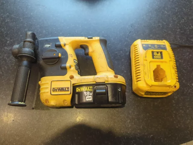 DeWALT DC213 XRP Hammer Drill 18V Cordless With Battery and Charger