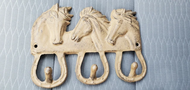 Cast Iron Triple Horse Head With 3 Coat Hooks Wall Mounted, Western Decor