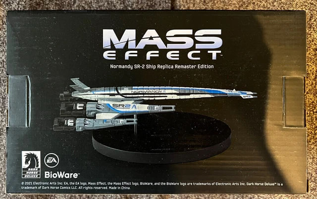 Dark Horse Deluxe Mass Effect Alliance: Normandy SR2 (Remastered Version) Ship R