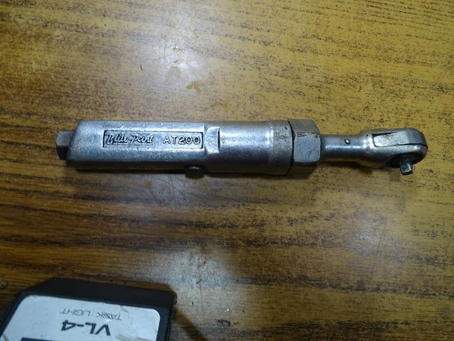 Blue point 1/4 air ratchet. AT200 Vintage Used