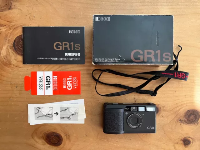 Ricoh GR1s Black Point&Shoot 35mm Film Camera FOR PARTS