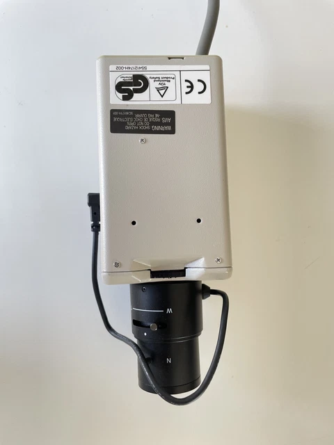 Caméra Analogique JVC TK-C921 EG Avec Objectif Novus NVL-2810D 2.8-10mm