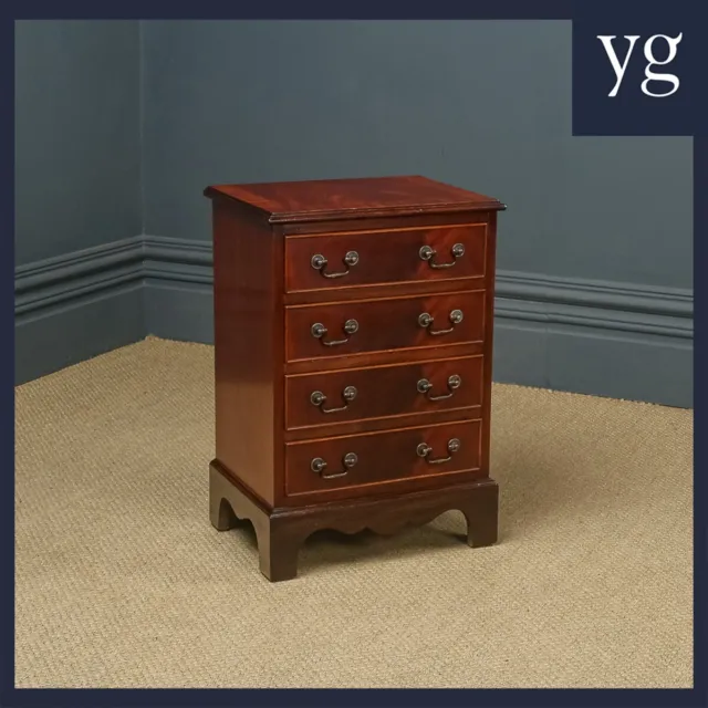 English Georgian Style Mahogany Bedside Chest of Drawers (Circa 1990)