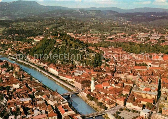 72899029 Graz_Steiermark Fliegeraufnahme mit Mur und Schlossberg Graz_Steiermark