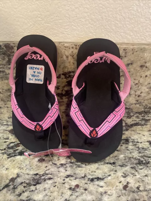 REEF Kids Thong Walking Sandals Maze Game Shoes US 7/8 Pink Black Flip  Flops