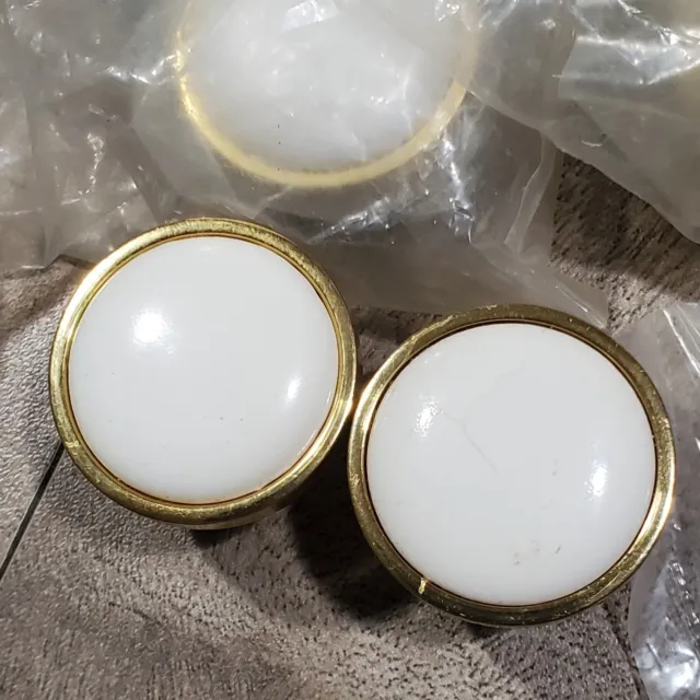 6 AMEROCK BP1422-30A CABINET KNOBS Brass (gold) & white