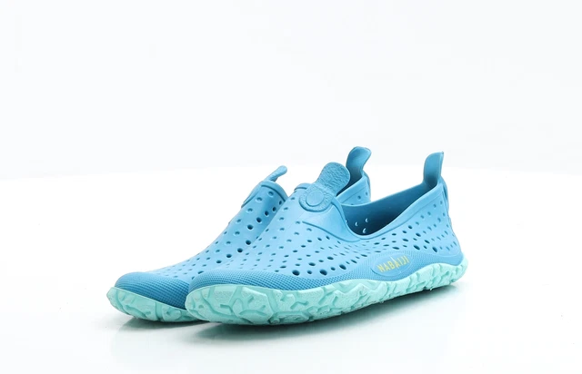 Decathlon scarpe deals acqua
