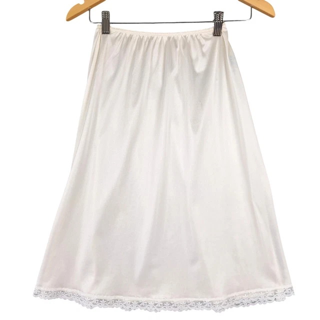 jolie combinaison & fond de robe vintage jolie dentelle T 54