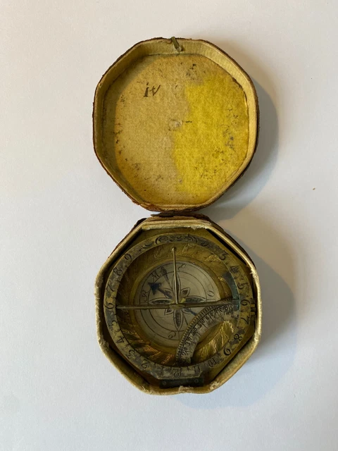 Grande paire d'appliques à miroir en acajou Italie circa 1850 - XIXe