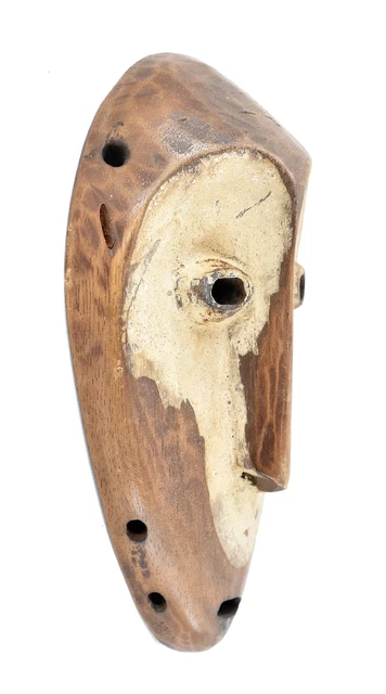 Lega Passport Mask Congo 3