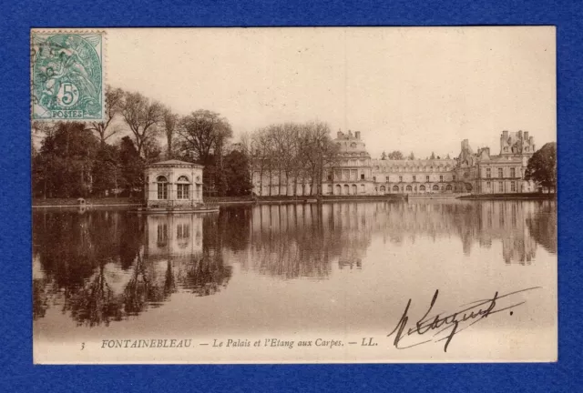 Ed * CPA / Postcard: -> Fontainebleau: Le Palais et l'étang aux Carpes