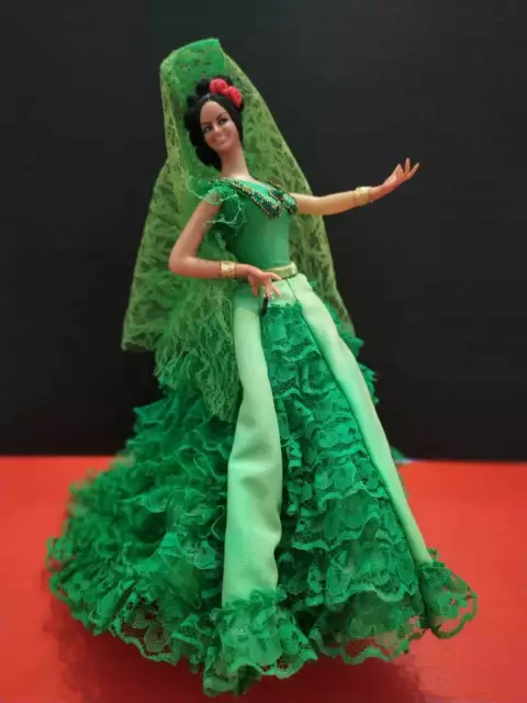 ANTIGUA MUNECA FLAMENCA marin Chiclana con traje y mantilla anos 70 EUR 25 00 PicClick ES