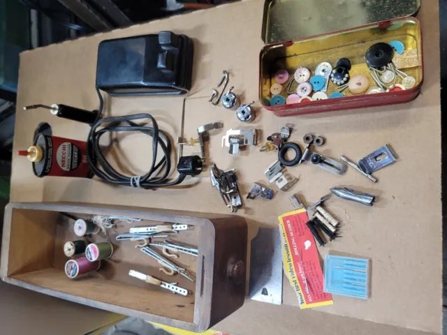 LOT OF VTG SINGER accessories Parts Sewing Tools