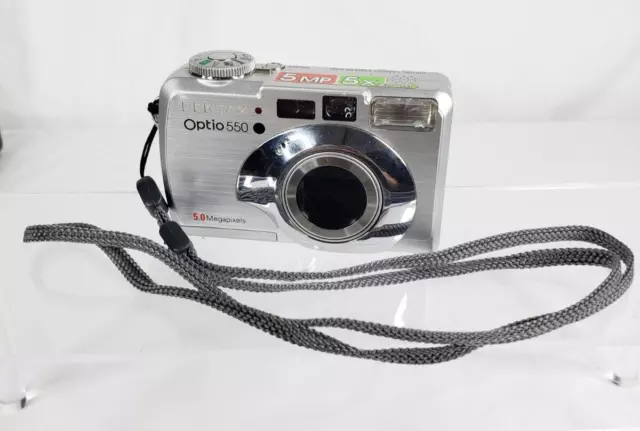 Pentax Optio 550 5MP Digital Camera with 5x Optical Zoom - UNTESTED