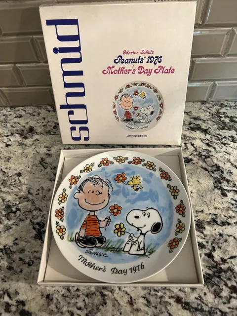 SCHMID SNOOPY WOODSTOCK Christmas 1st Edition Plate 1972 Charles