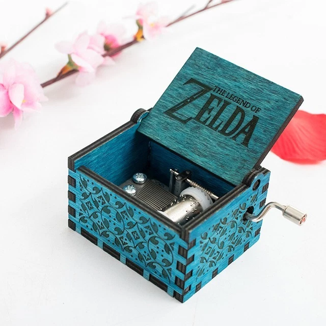Boîte à Musique à Manivelle en Bois – Zelda & One Piece