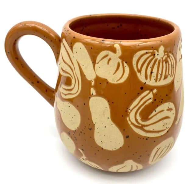 https://www.picclickimg.com/V7kAAOSwdaZlcmke/Anthropologie-Coffee-Mug-Cup-Orange-Squash-Pumpkins-Etched.webp