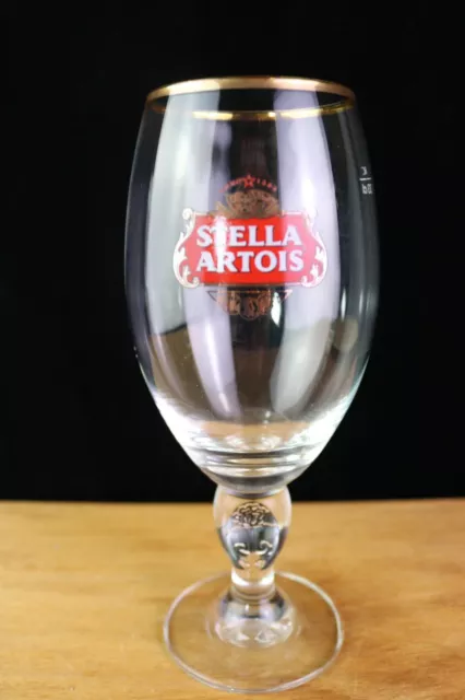 Stella Artois à Tige Bière Verre Or 7 " Bordure Chalice Pub BAR Pinte 33 CL