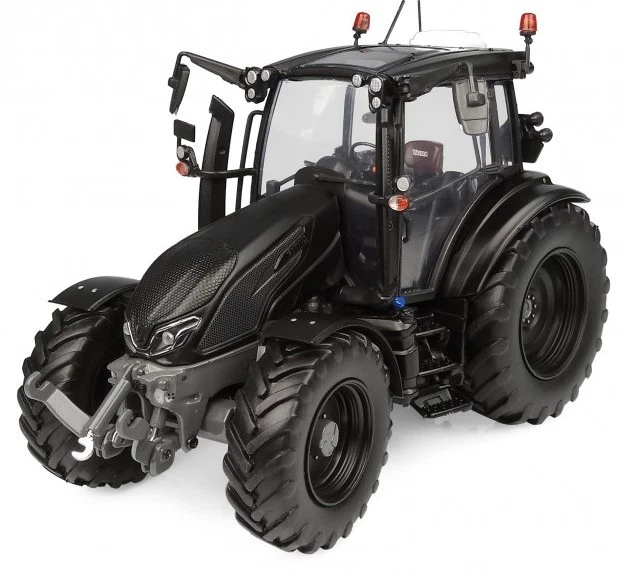Tracteur UNIVERSAL HOBBIES Ford County 654 – 1/16, Métal Et Plastique, édition Limitée 1000 Pièces