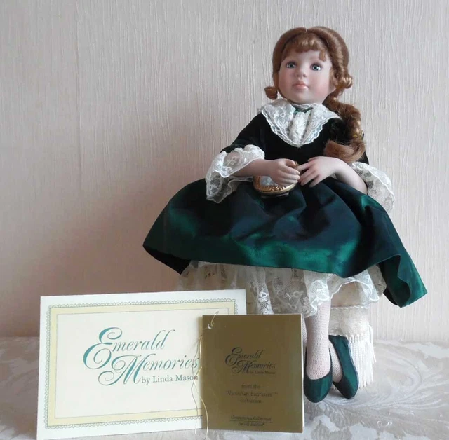 Georgetown collection Emerald memories victorian porcelain doll 1997