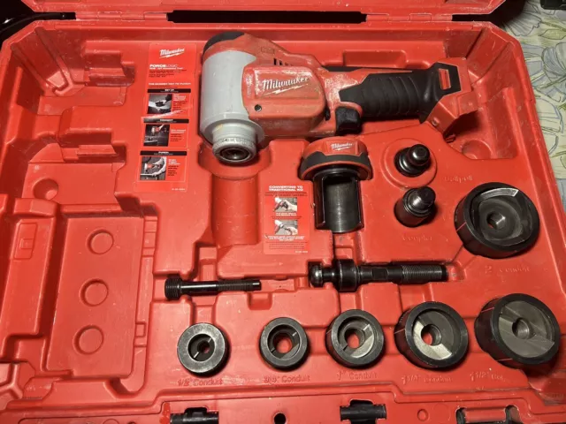 Milwaukee 10 Ton HEAVY DUTY Knockout Set from 1/2-2”