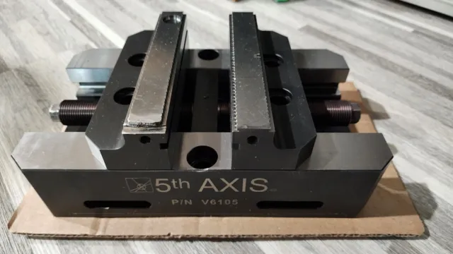 5th Axis Self-Centering Vise 