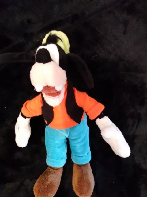 Disney "Goofy" Plush Soft Toy (8" Tall)