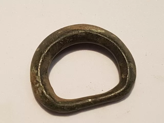 Lovely rare Saxon bronze buckle found in England L27j