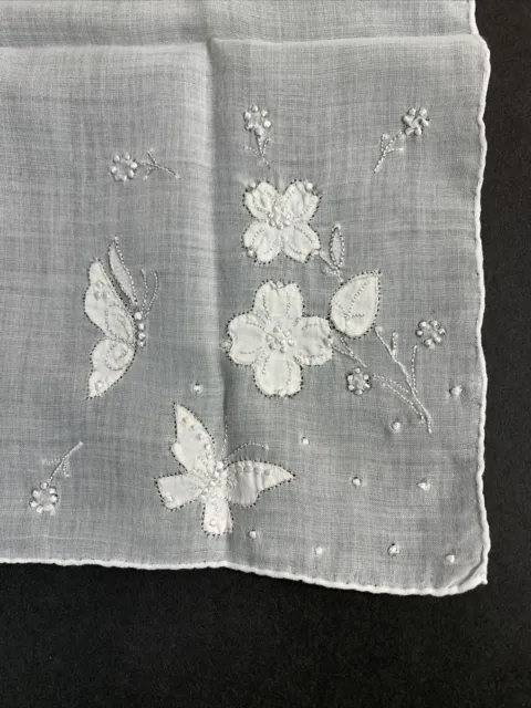 Vintage Ladies Hankie White Embroidered Butterfly Floral Hand Rolled Hem 13.5”