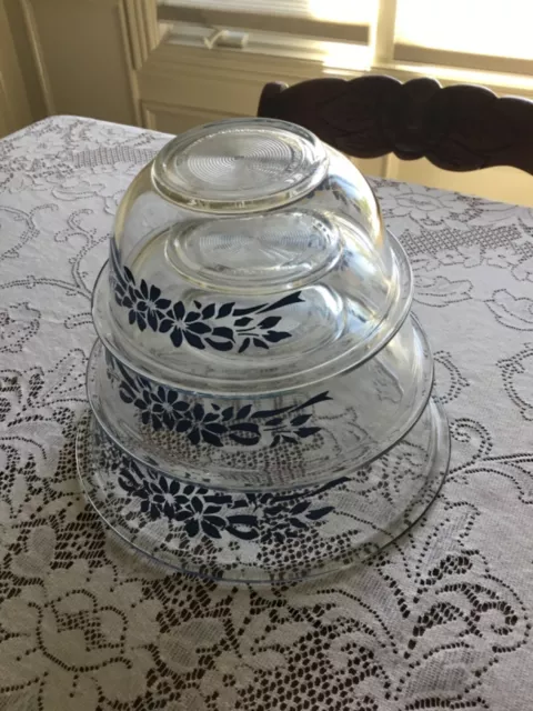 Vintage Pyrex: Clear Blue Flowers Ribbon 322, 323 325 Mixing Nesting Bowls Set 3