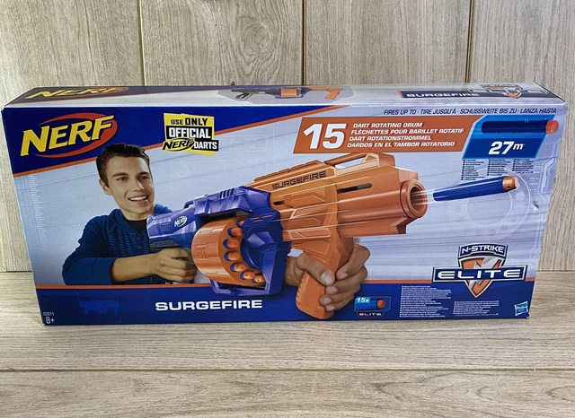 NERF N-STRIKE ELITE SurgeFire Pump Action Blaster & 15 freccette nuova