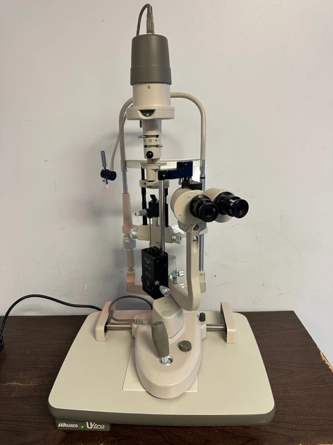 Marco 2b Ultra Slit Lamp With Haag Streit R900 Tonometer. Great condition.