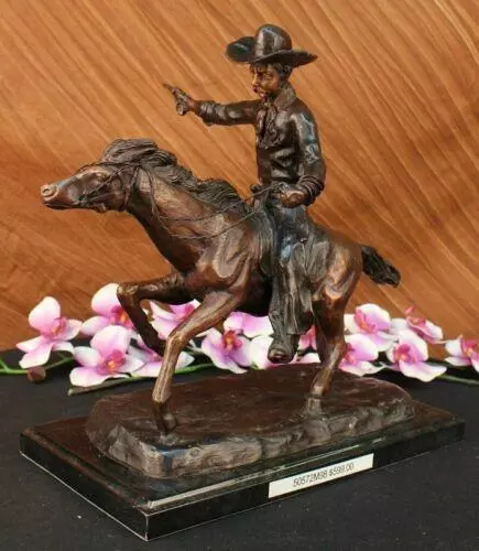 Frederic Remington Bronze Sculpture Cowboy Sur Cheval Ouest Art Ancien Décor