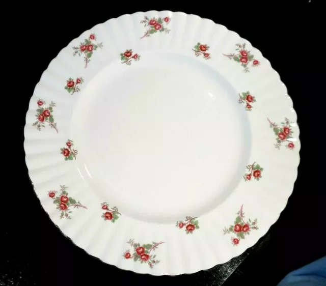 Beautiful Royal Albert Royal Rose Time Dinner Plate