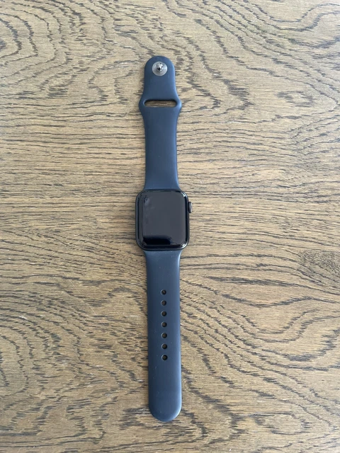 Apple watch se 40mm sales space grey aluminium case gps