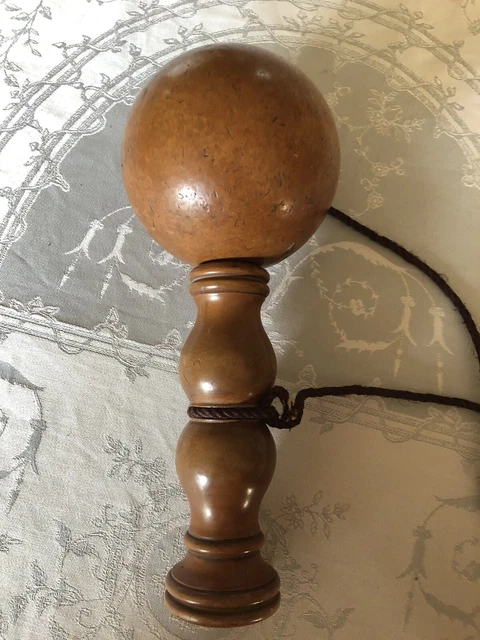 Bilboquet Ancien En Bois De Buis - Jeu Rétro, Parfait état