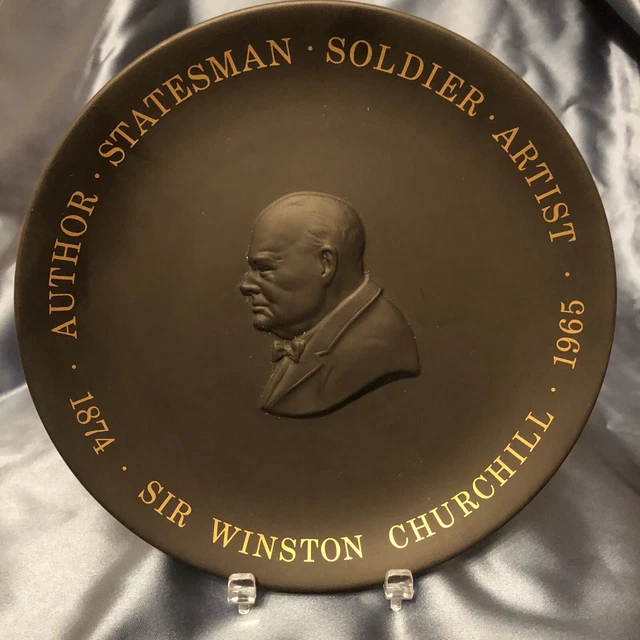 Sir Winston Churchill Wedgwood Commemorative Plate Black Basalt 6.5 inch 1974