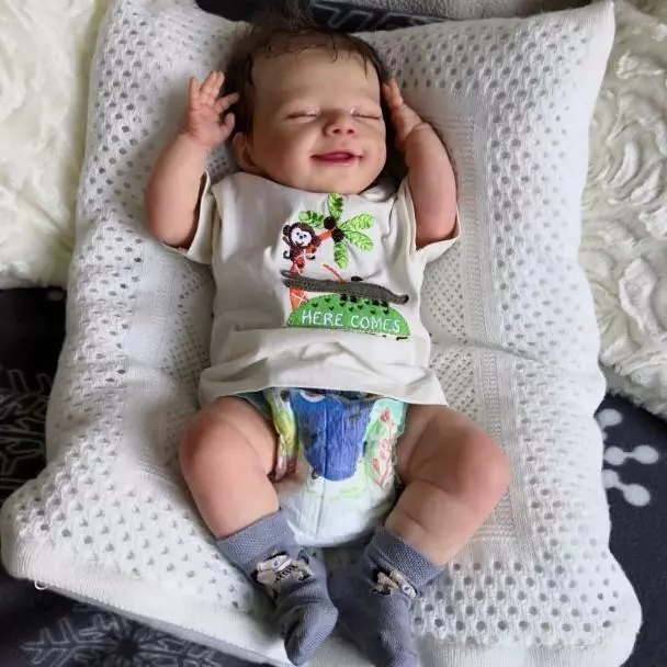 55cm  Real Reborn Baby Dolls Lifelike Newborn Boy Full Body Vinyl Silicone Doll