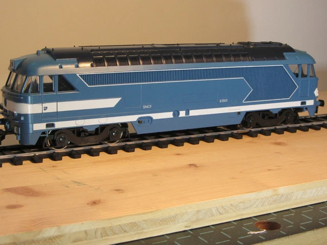 Locomotive électrique SNCF BB-9288 LIMA - Échelle HO 1/87 - Réf 208167LP