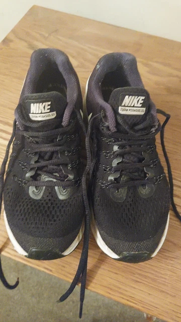 Boys NIKE ZOOM PEGASUS Trainers Black Size 4.5