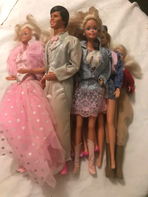 Accesorios para Muñeca Barbie Fashionista Sorpresa CDU Varios Modelos 1  pieza