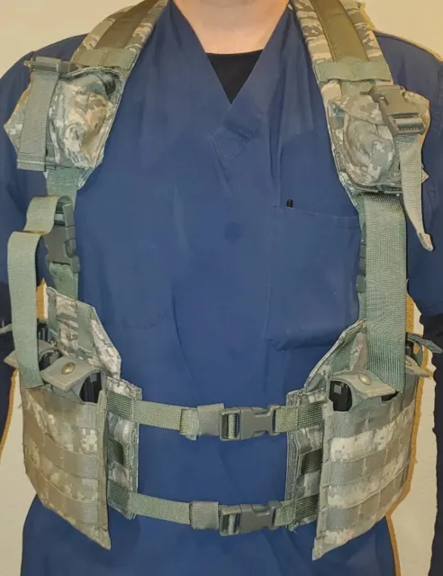 MOLLE II Fighting Load Carrier VEST w/ 2 Triple Mag+ 2 grenade pouches FLC US