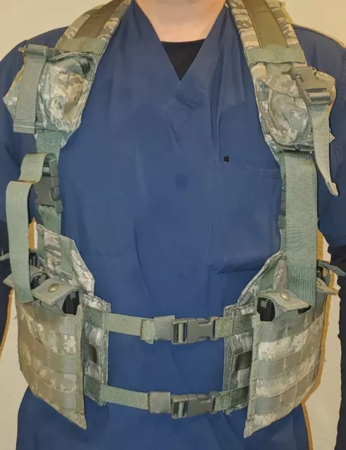 MOLLE II Fighting Load Carrier VEST w/ 2 Triple Mag+ 2 grenade pouches FLC US