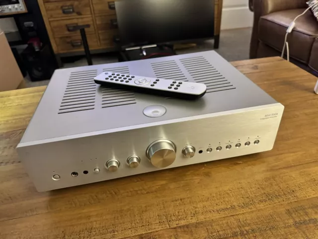 Cambridge Audio azur550A Amplifier