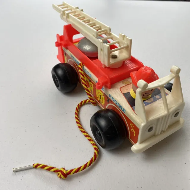 VINTAGE 1968 Fisher Price Little People Fire Truck Pull Toy w/ Bell 8" EUC 3