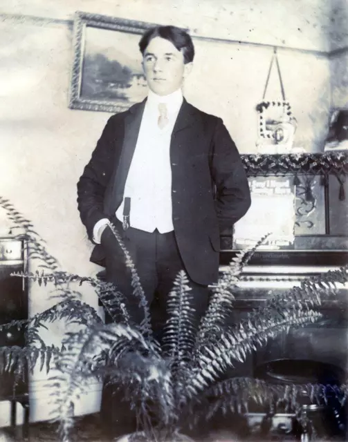 K30 Vtg Photo Handsome Young Man, VICTORIAN DECOR, Early 1900's